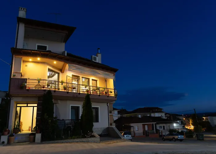 The Sunset Haven - Modern Elegance Apartment